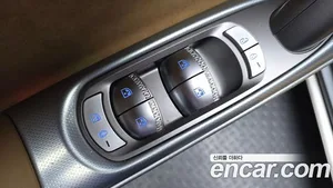 Genesis GV60, 2023 — миниатюра 33