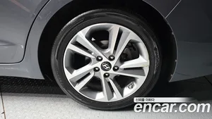 Hyundai Avante, 2017 — миниатюра 5
