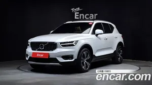 Volvo XC40, 2022 — миниатюра 1