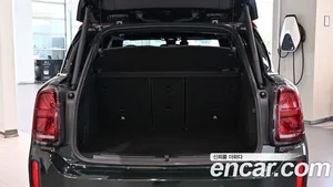 Mini Countryman, 2023 — миниатюра 13