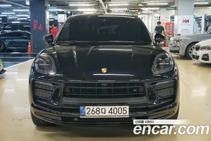 Porsche Macan, 2022 — миниатюра 4