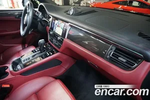 Porsche Macan, 2022 — миниатюра 19