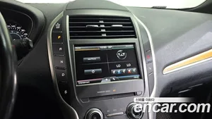 Lincoln MKC, 2015 — миниатюра 12