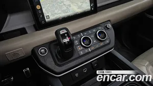 Land Rover Defender, 2021 — миниатюра 12