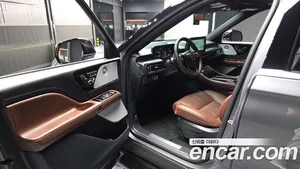 Lincoln Aviator, 2025 — миниатюра 13