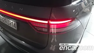 Lincoln Aviator, 2025 — миниатюра 9