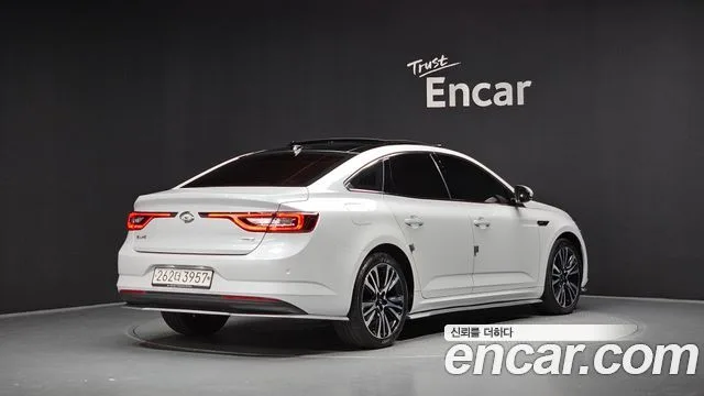 Renault SM6, 2020 — фото автомобиля из Кореи