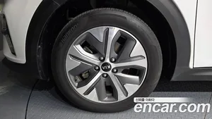 Kia Niro, 2019 — миниатюра 5