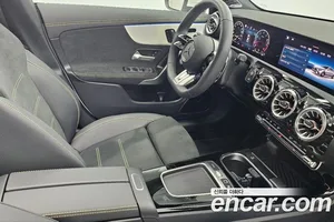 Mercedes-Benz CLA-Class, 2025 — миниатюра 14