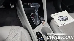 Kia Niro, 2016 — миниатюра 9