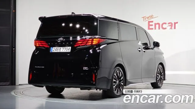 Toyota Alphard, 2024 — фото автомобиля из Кореи