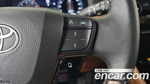 Toyota Alphard, 2024 — миниатюра 30