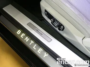 Bentley Continental, 2023 — миниатюра 14