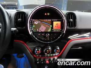 Mini Countryman, 2021 — миниатюра 13