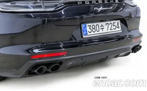 Porsche Panamera, 2021 — миниатюра 10