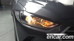 Hyundai Avante, 2017 — миниатюра 8