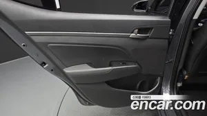 Hyundai Avante, 2017 — миниатюра 15