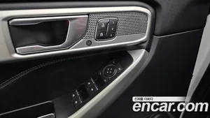 Ford Explorer, 2020 — миниатюра 28