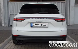 Porsche Cayenne, 2023 — миниатюра 3