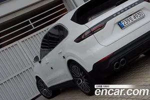 Porsche Cayenne, 2023 — миниатюра 5