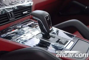 Porsche Cayenne, 2023 — миниатюра 10