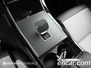 Land Rover Range Rover Velar, 2025 — миниатюра 9