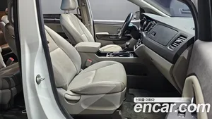Kia Carnival, 2016 — миниатюра 17