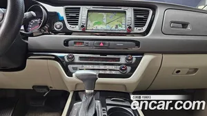 Kia Carnival, 2016 — миниатюра 20