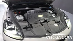 Porsche Cayenne, 2023 — миниатюра 6