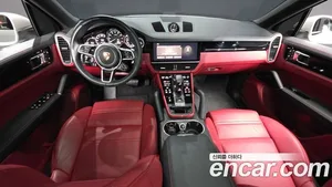Porsche Cayenne, 2023 — миниатюра 10