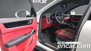 Porsche Cayenne, 2023 — миниатюра 13