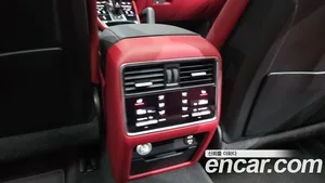 Porsche Cayenne, 2023 — миниатюра 24