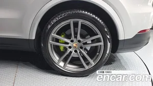 Porsche Cayenne, 2023 — миниатюра 7