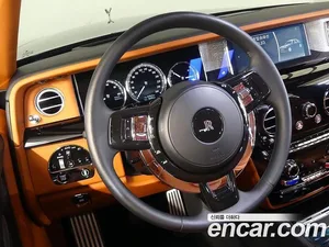 Rolls-Royce Phantom, 2020 — миниатюра 8