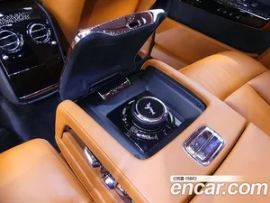 Rolls-Royce Phantom, 2020 — миниатюра 15