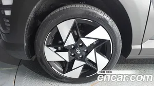 Hyundai Kona, 2023 — миниатюра 5
