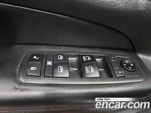 Jeep Cherokee, 2019 — миниатюра 18
