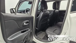 Jeep Renegade, 2022 — миниатюра 17