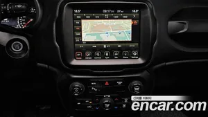 Jeep Renegade, 2022 — миниатюра 19