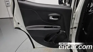 Jeep Renegade, 2022 — миниатюра 14
