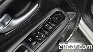 Jeep Renegade, 2022 — миниатюра 30