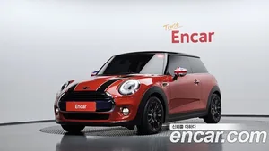 Mini Cooper, 2017 — миниатюра 1