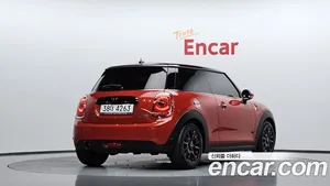 Mini Cooper, 2017 — миниатюра 2