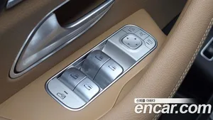 Mercedes-Benz GLE-Class, 2023 — миниатюра 25