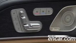 Mercedes-Benz GLE-Class, 2023 — миниатюра 28