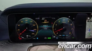 Mercedes-Benz E-Class, 2023 — миниатюра 11