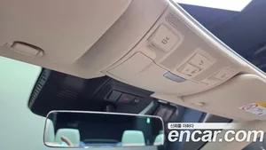 Mercedes-Benz E-Class, 2023 — миниатюра 28