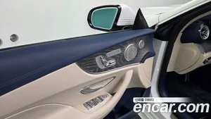 Mercedes-Benz E-Class, 2023 — миниатюра 30