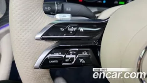 Mercedes-Benz E-Class, 2023 — миниатюра 31