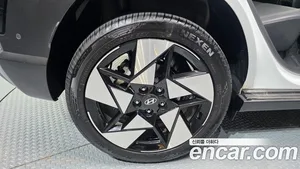 Hyundai Kona, 2023 — миниатюра 5